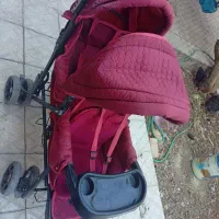کالسکه دوقلو