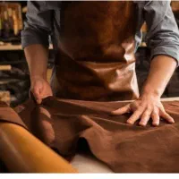 استخدام و آموزش نیرو جهت کار در کارگاه کیف چرم