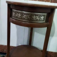 میز در حد نو