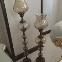 شمعدان کنار سالنی