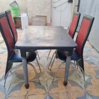 میز غذا خوری ۴نفره با صندلی