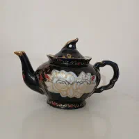 قوری قدیمی|کلکسیون اشیاء عتیقه|زنجان, |دیوار