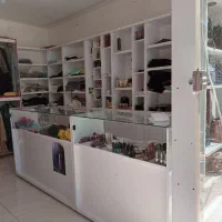 ویترین فروشی