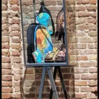 دکوری آهن و شیشه