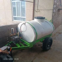 فروش یک دستگاه تراکتور گلدانی به همراه متعلقات