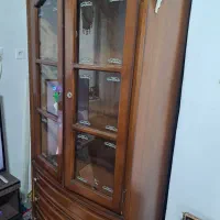 کمد لباس و ویترین