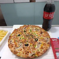 پیتزا پر حجم تک نفره با سیب و نوشابه 149