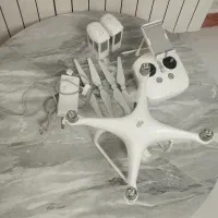 هلیشات dji فانتوم 4