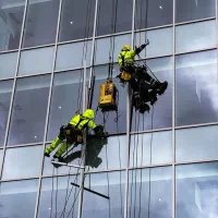 شستشوی نماساختمان و پیچ رولپلاک انواع سنگ نما