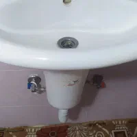 روشویی دیواری به اندازه ۴۶×۵۷|لوازم سرویس بهداشتی|تبریز, |دیوار