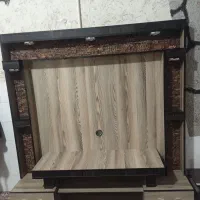 یک عدد میز تلویزیون نو اصلا استفاده نشده