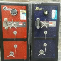 گاوصندوق qr8 هم اکنون در چت دیوار پیام دهید