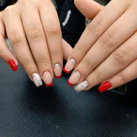 ترمیم ناخن کاشت ناخن بهترین خدمات ناخن منطقه|خدمات زیبایی و سلامت|تهران, شهید اسدی|دیوار
