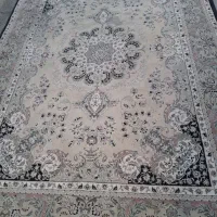 فرش و یه تعداد وسیله منزل