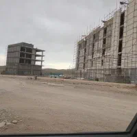 کارگر جهت نما کاری ساختمان