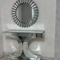 اینه خورشیدی و‌میز کنسول اینه ای