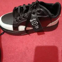 کتونی و ونس