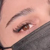 اکستنشن مژه با تخفیف فقط به مدتت یک هفته