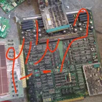 برد موبایل ،کامپیوتر قدیمی و ضایعات مدار سبز