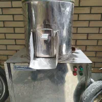 سبزی خورد کنی صنعتی|خردکن، آسیاب، غذاساز|اصفهان, خانه اصفهان|دیوار