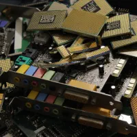 خر ید ار کیس مانیتور لپتاپ خراب و ضایعات کامپیوتر|قطعات و لوازم جانبی رایانه|اصفهان, مولوی|دیوار