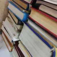 حدود ۲۵ کیلو کتاب سالم