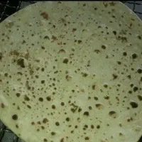کارگر خمیرگیر نانوایی