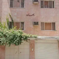 واحد ۶۹ متری/طبقه اول/بلوار سمیه گلسار/مالک هستم
