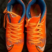 کفش فوتبال چمنی|تجهیزات ورزشی|گنبد کاووس, |دیوار