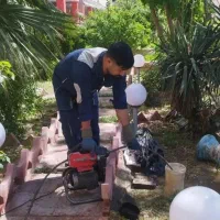 تکنسین لوله بازکنی