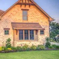 همخونه-همخانه