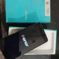 گوشی هنر هوایی ۸هسته ای تک سیم کارت