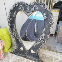 اینه وشمعدان