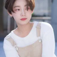 مدل کوتاهی و میکاپ رایگان خانم با هدیه نقدی