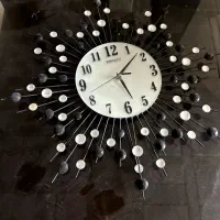 ساعت دیواری و قاب وان یکاد