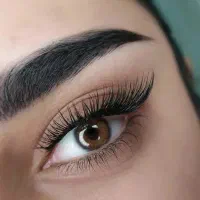 تخفیف ویژه کاشت مژه با ماندگاری بالا