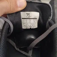 کفش سالنی سایز 43|تجهیزات ورزشی|خرمآباد, |دیوار