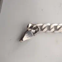 زنجیر طلا سفید|جواهرات|قدس, شهر‌قدس|دیوار