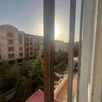 قیطریه-160-متر-نورگیر-مستقیم-به-قیمت-رسیده