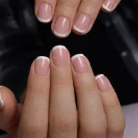 کاشت و ترمیم ناخن با لاکژل رایگان