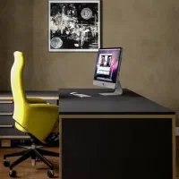 استخدام منشی خانم به صورت پاره وقت / حقوق ثابت