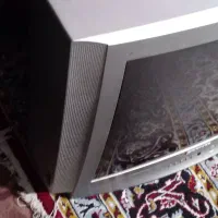 تلوزیون بزرگ قدیمی