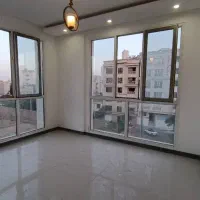 145متر/اقبال پشت وکیل اباد/2سال/سه نبش/