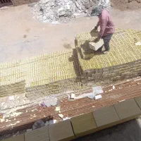کارا در صاختمان