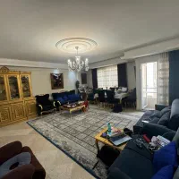 ۱۰۴ متر فول امکانات لوکیشن عالی