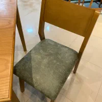 میز و صندلی سه نفره چوب در حد نو|میز و صندلی غذاخوری|مشهد, چهارچشمه|دیوار