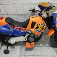 موتور شارژی سالم درحدفقط نیاز به باطری دارد