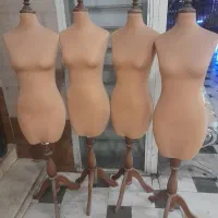 ۴عددمانکن زنانه سوزن خور خیلی تمیزدرحدنو