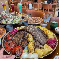 استخدام کارگر آقا ساده و ماهر در رستوران و کافه|استخدام خدمات فروشگاه و رستوران|تهران, ولنجک|دیوار