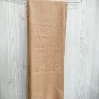 تعدادی شال و روسری|لباس|بیرجند, |دیوار